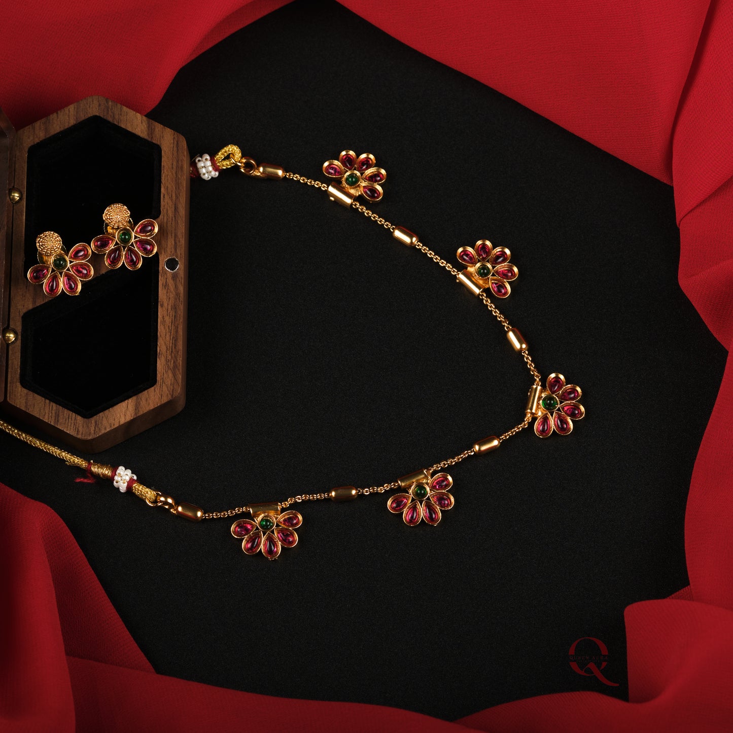 Simple Flower Necklace NKG11